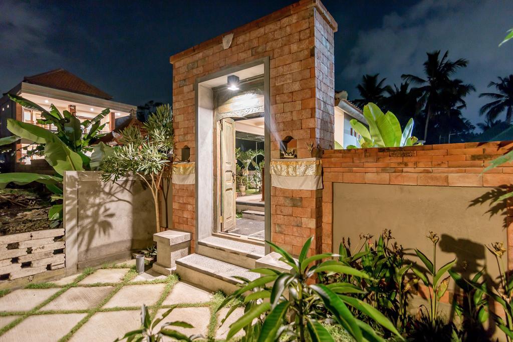 Umah Dangin Guest House Ubud  Exterior photo